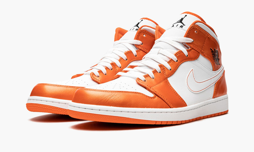 Air Jordan 1 Mid SE "Electro Orange" Sneakers