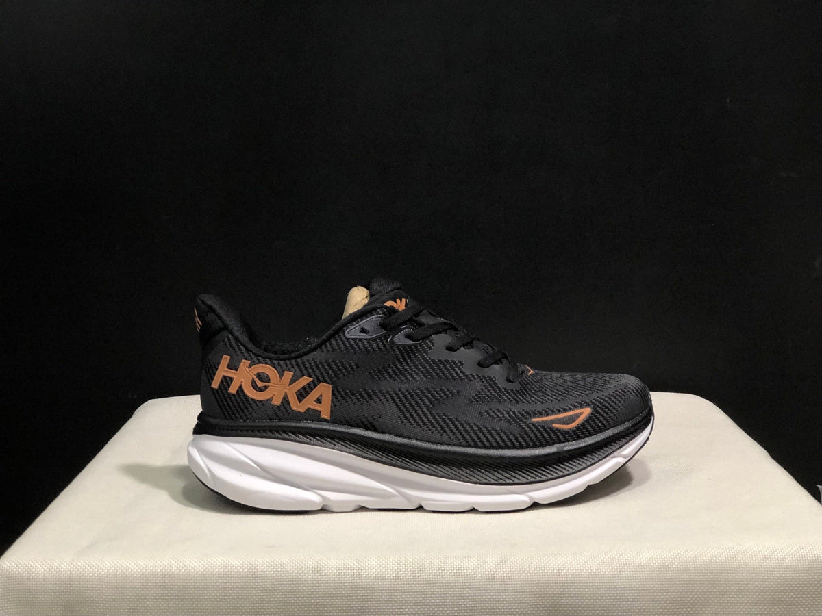 HOKA ONE ONE Clifton 9 Running Shoes